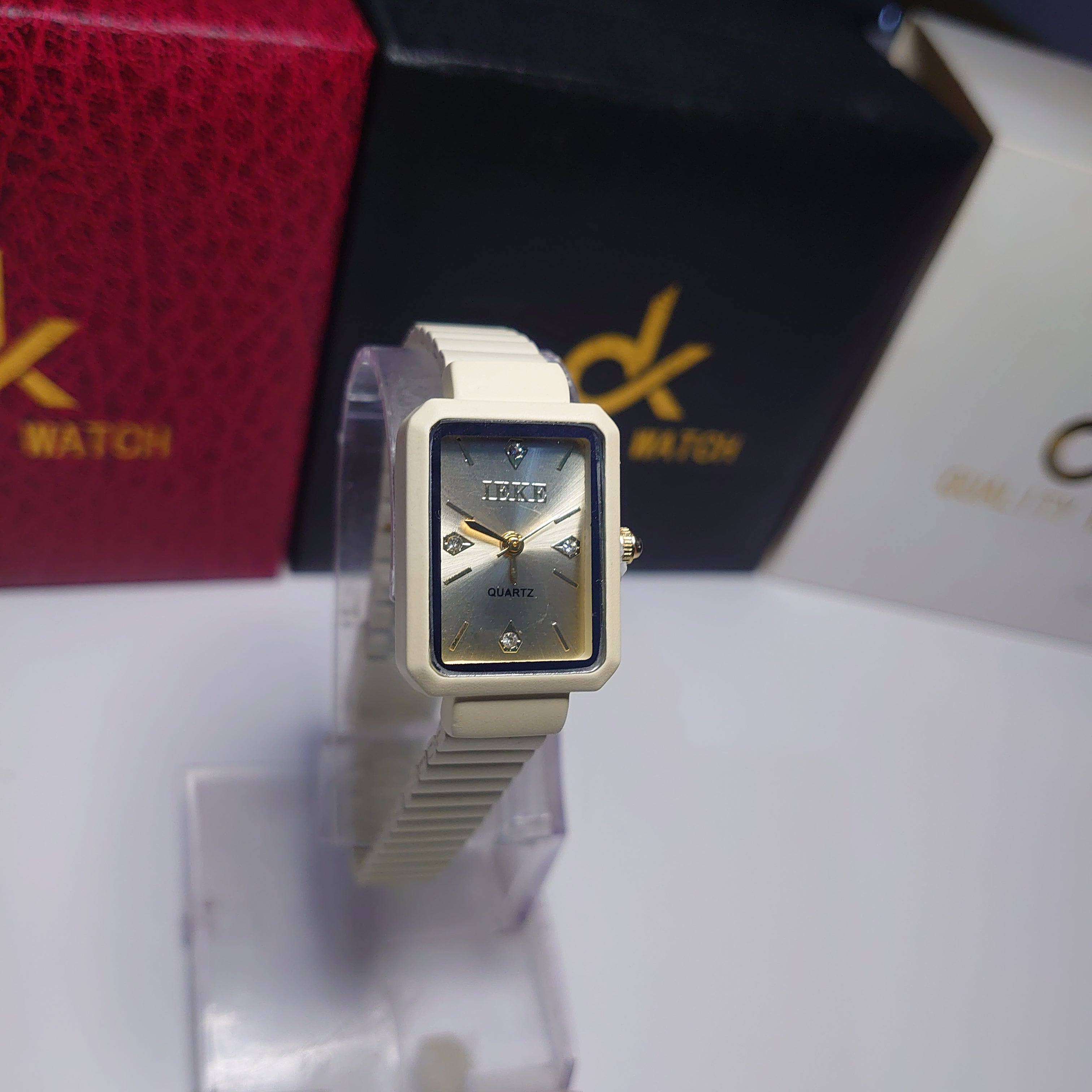 IEKE Quartz