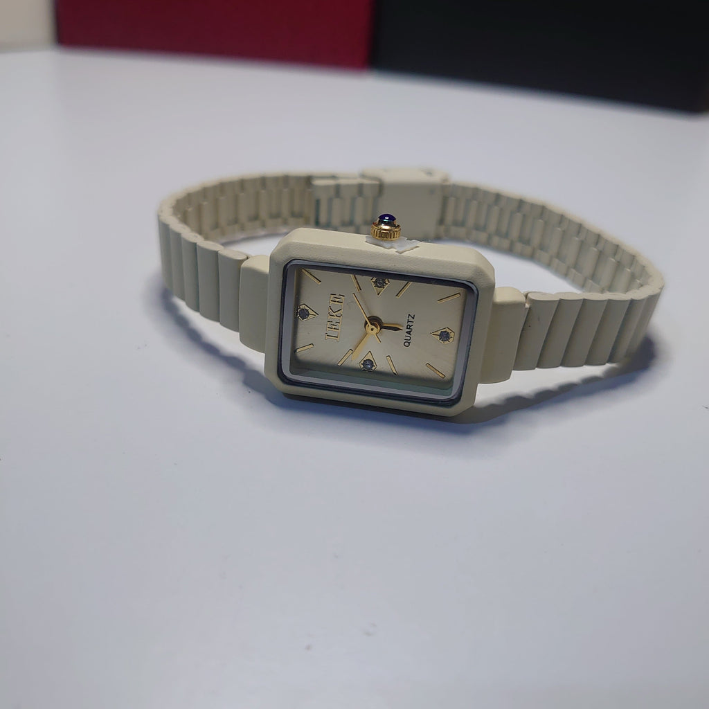 IEKE Quartz