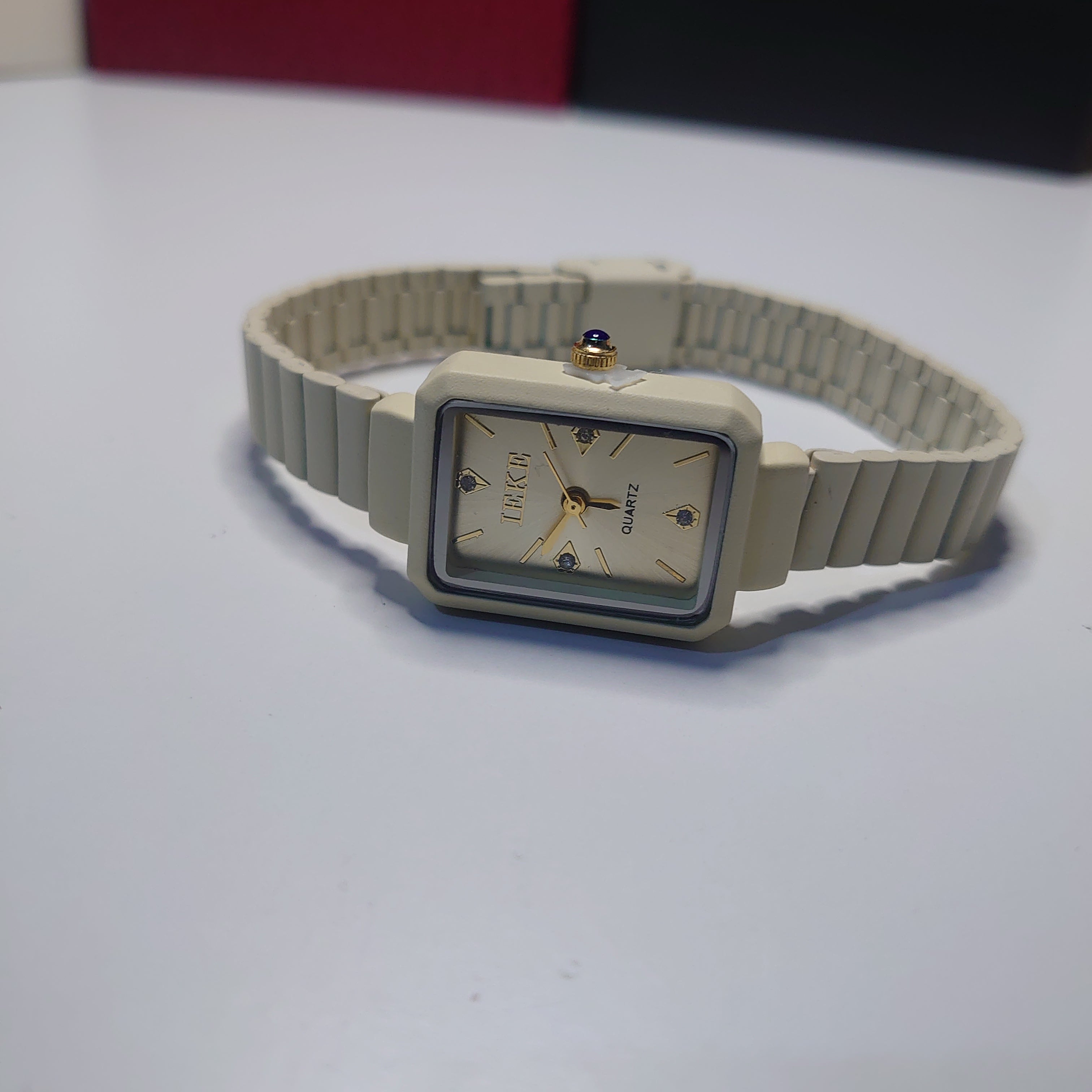 IEKE Quartz