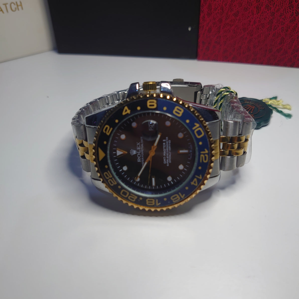 GMT-Master II – أزرق، أسود وذهبي